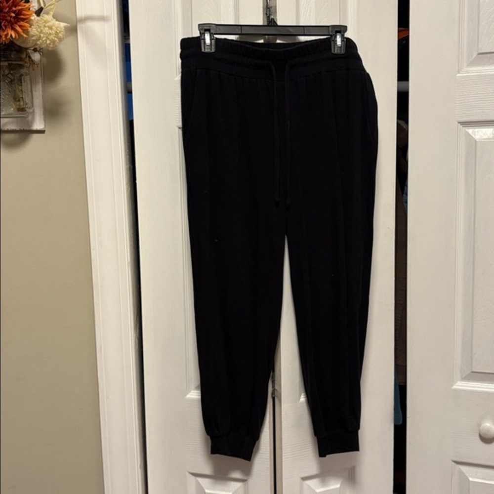 AnyBody Charcoal Textured Pants